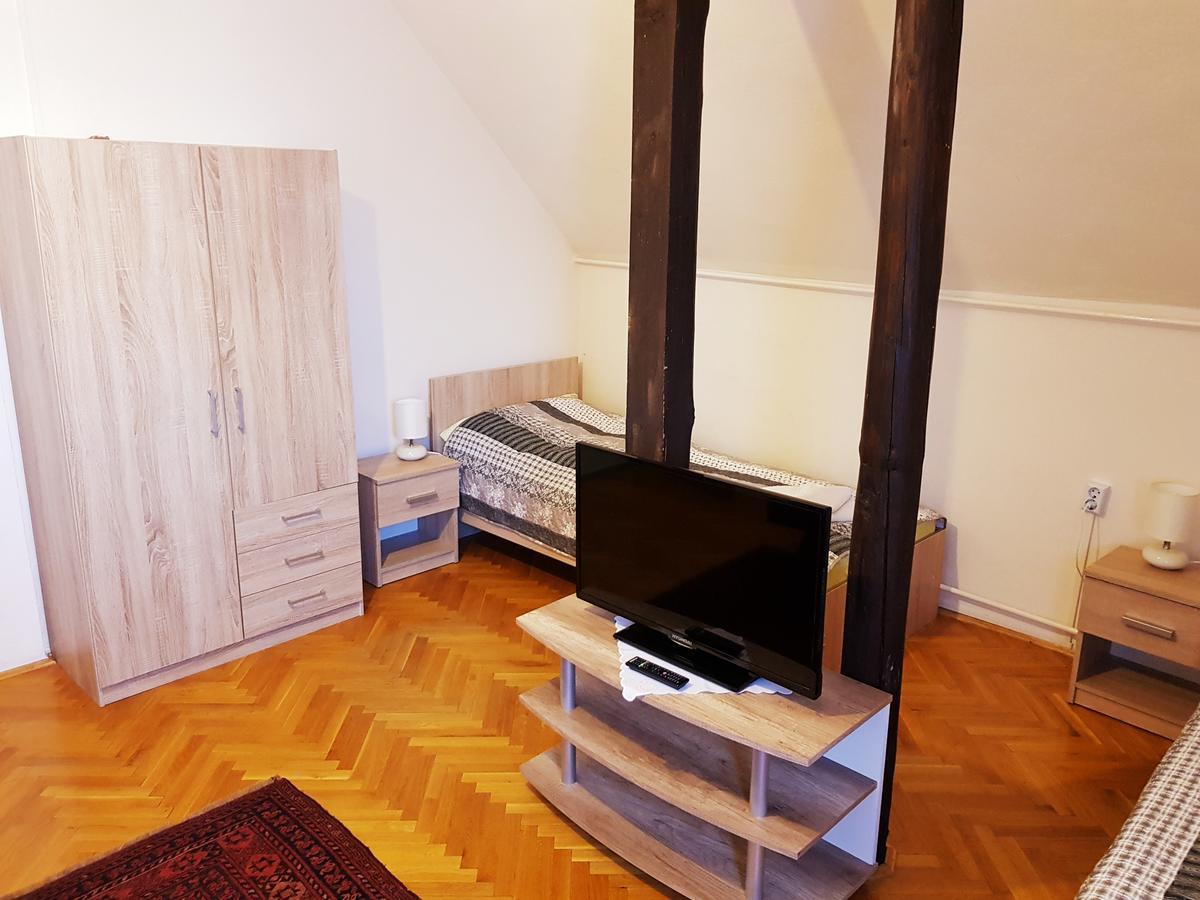 La Boheme Apartman Miskolc Kültér fotó